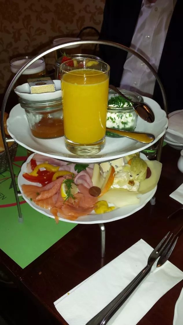Clementine Cafe-Patisserie