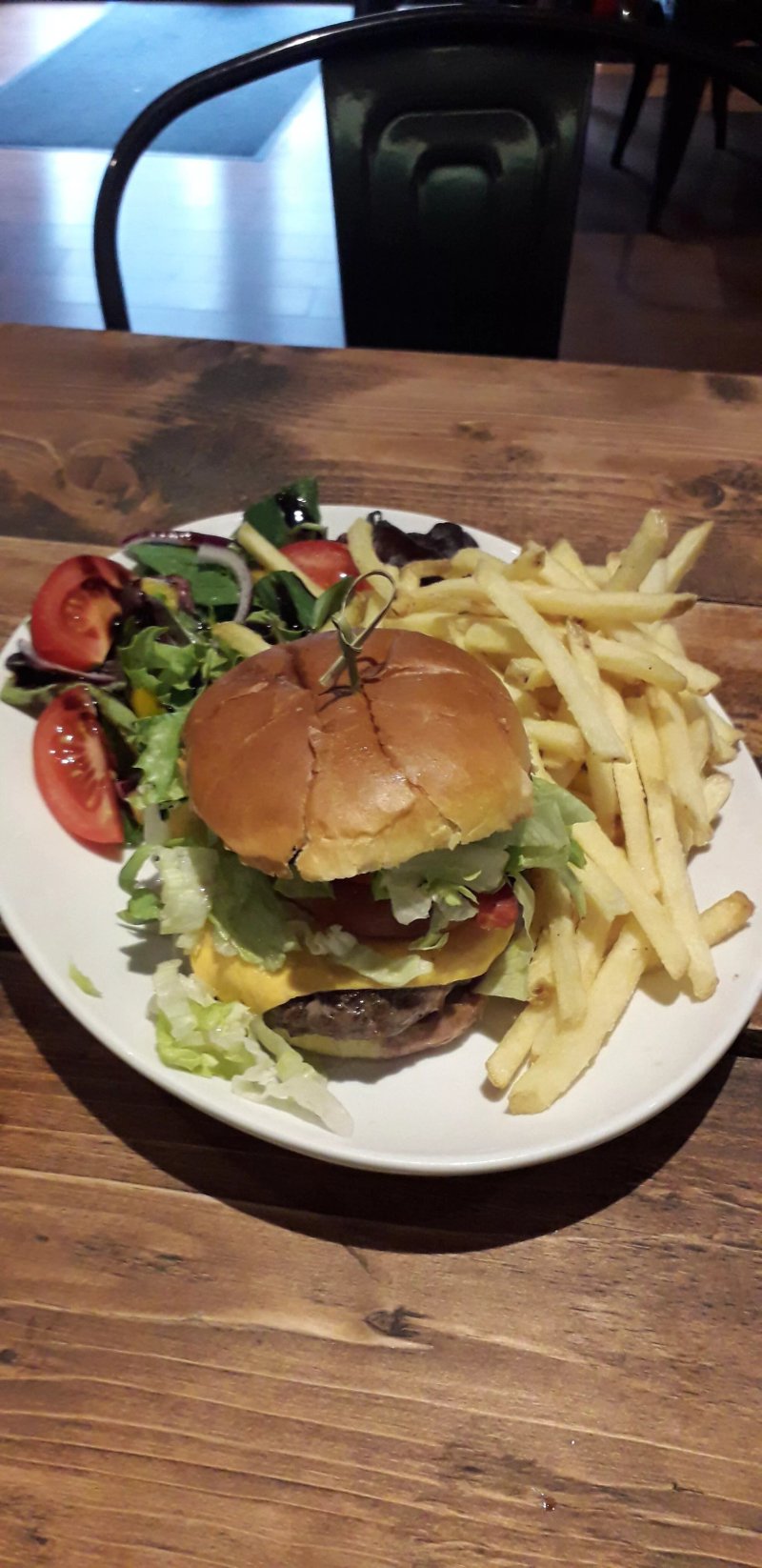 Spring Villa Sports Bar & Cafe