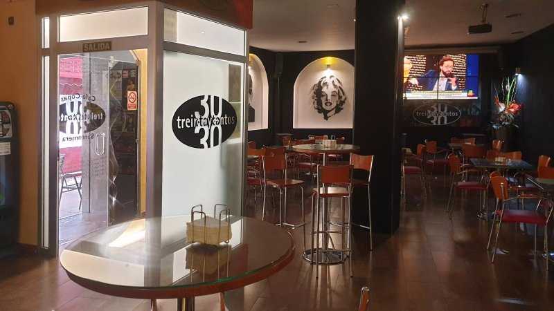 Treintaytantos Cafeteria