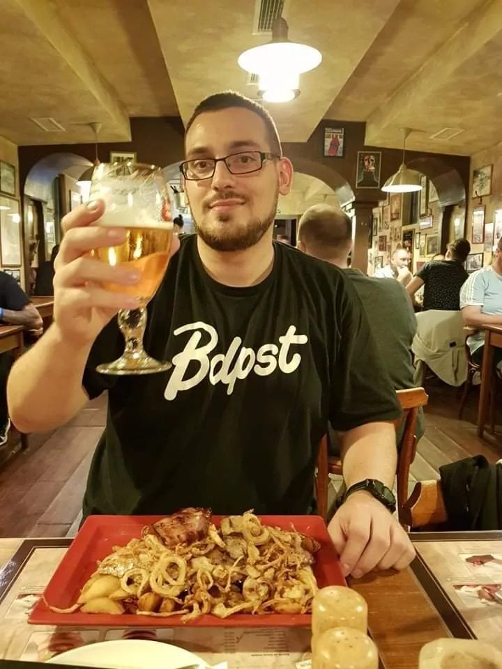 Westy Hajo Restaurant & Pub