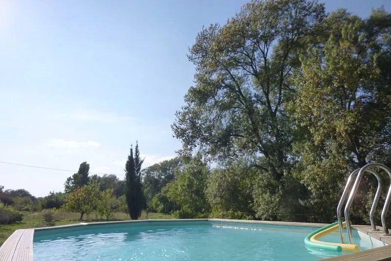 Country house with large garden and swimming pool