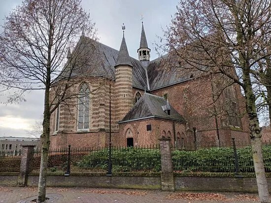 Sint-petrus' Bandenkerk (15e Eeuw)