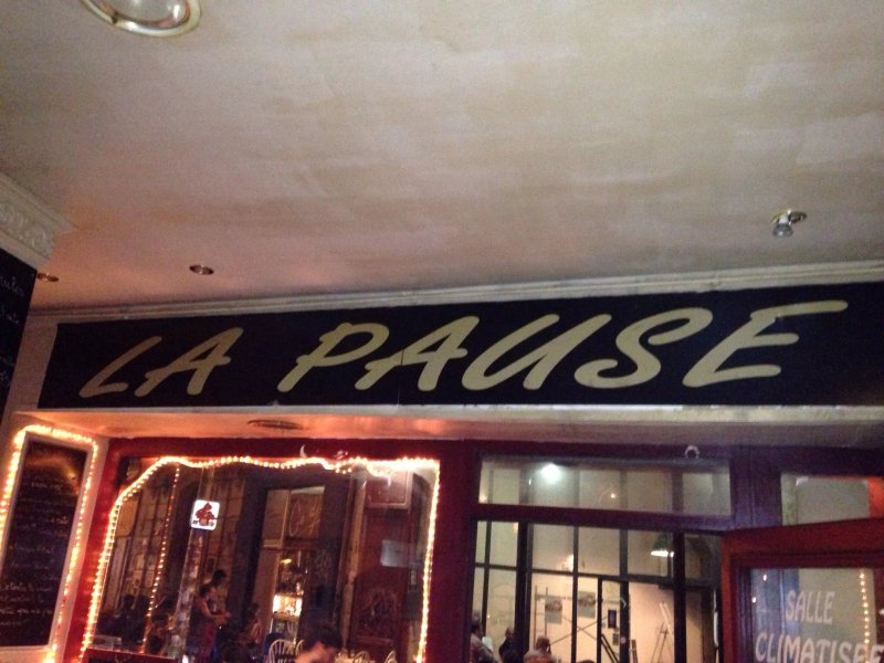La Pause