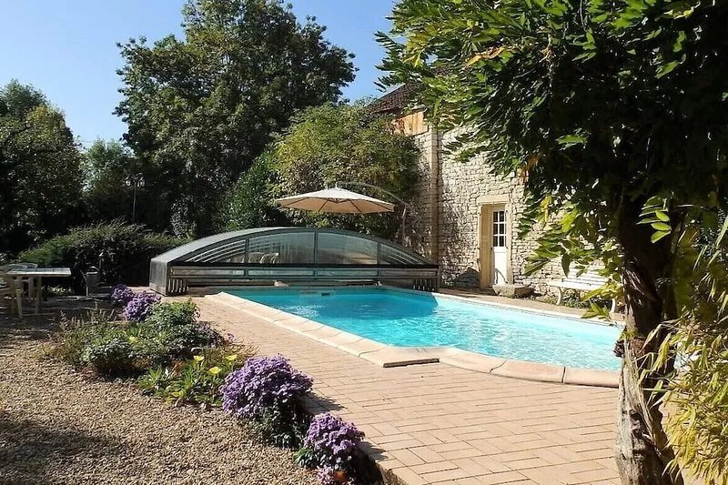 Le Plessis-Vannon, a charming family house in the Saône Valley