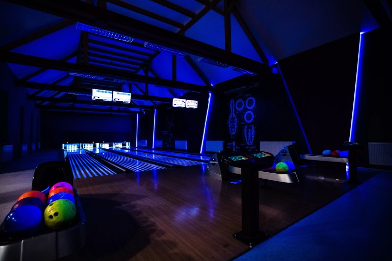 Bivaly Bowling Club & Bar