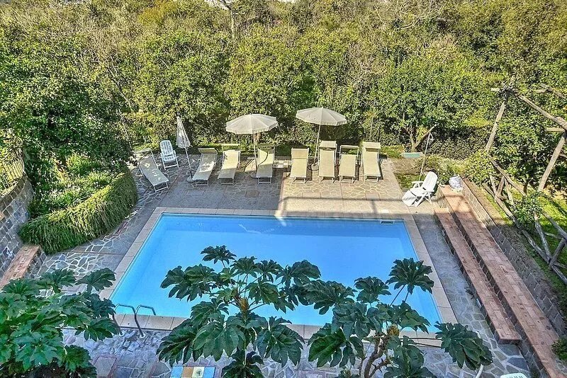 Villa Fillide D: A charming apartment that covers the entire ground floor of a