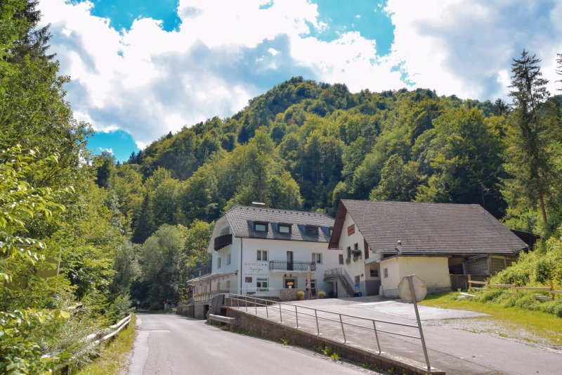 Gostilna Legastja