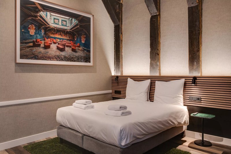 The Sixteen Hotel