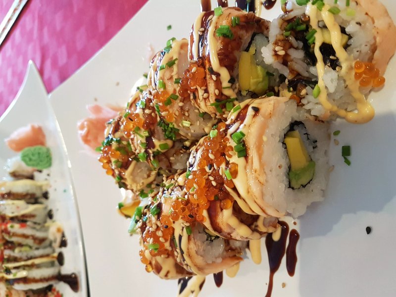 Naiyana sushi