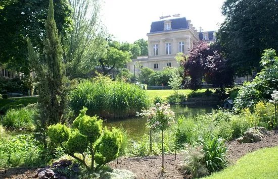 Square du Temple - Elie-Wiesel