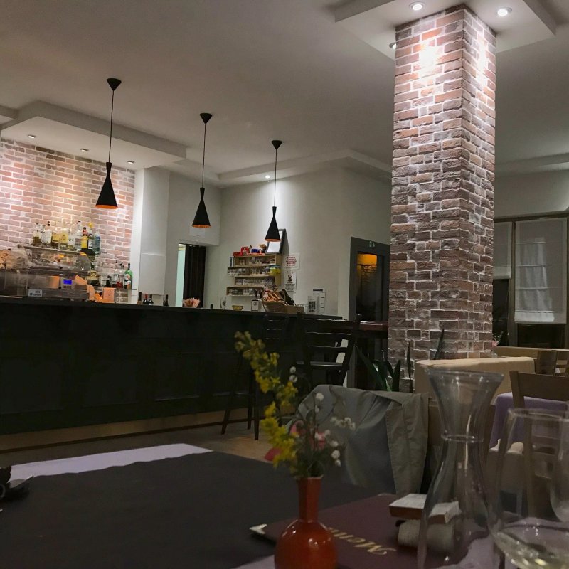 Le Bistrot Bar & Cucina Casaling