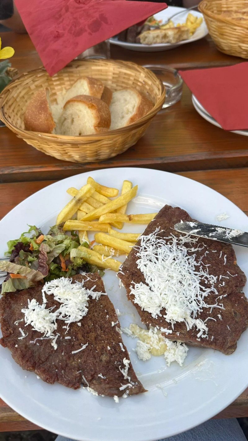 Nasa Kafana Restaurant