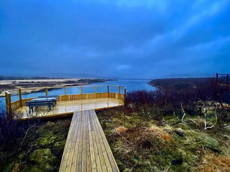 Riverfront romantic Asgardur vacation home of comfort