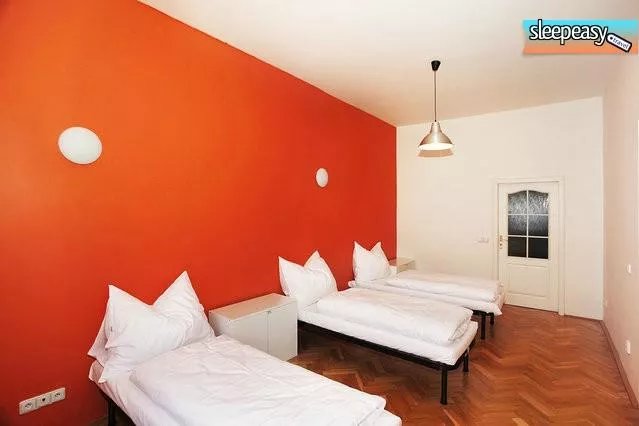 Jump in Hostel