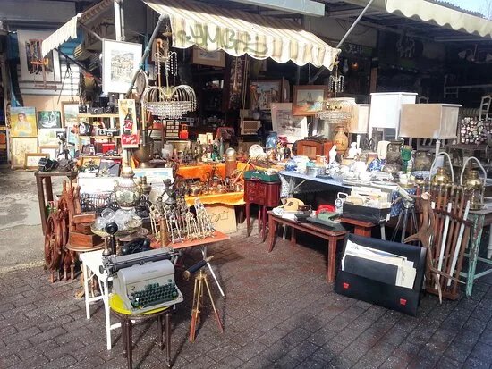 Vrettos Antiques