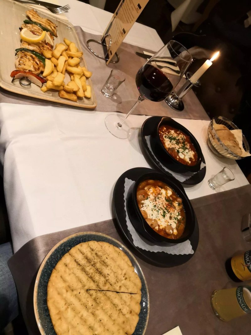 Dioni