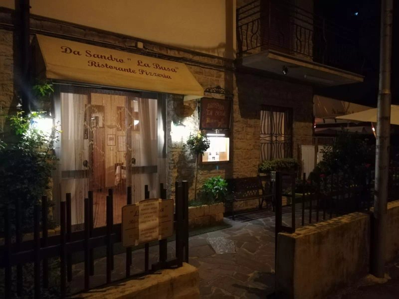 RISTORANTE PIZZERIA DA SANDRO LA BUSA