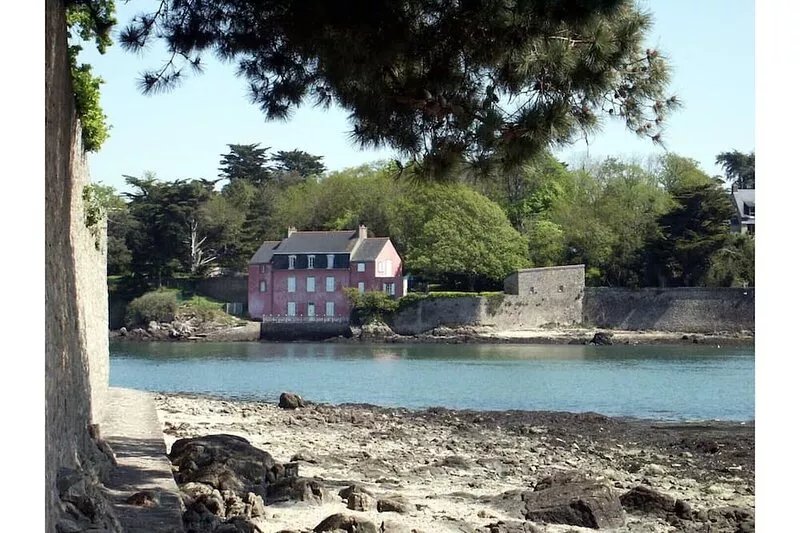 Le BLEU DES ILES*** Air-conditioned on the Gulf of Morbihan, quiet charm