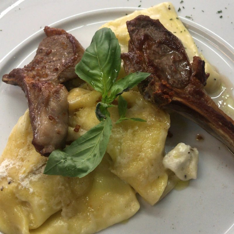 Gigamot Sportsbar Ristorante