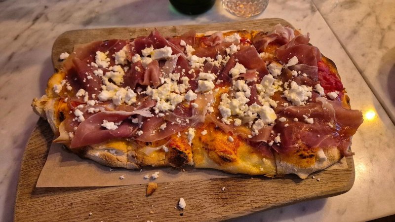 Pizzeria Piccola