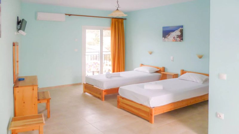 Alexandros Guest House