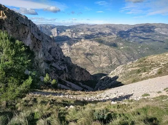 Sierra de Bernia y Ferrer