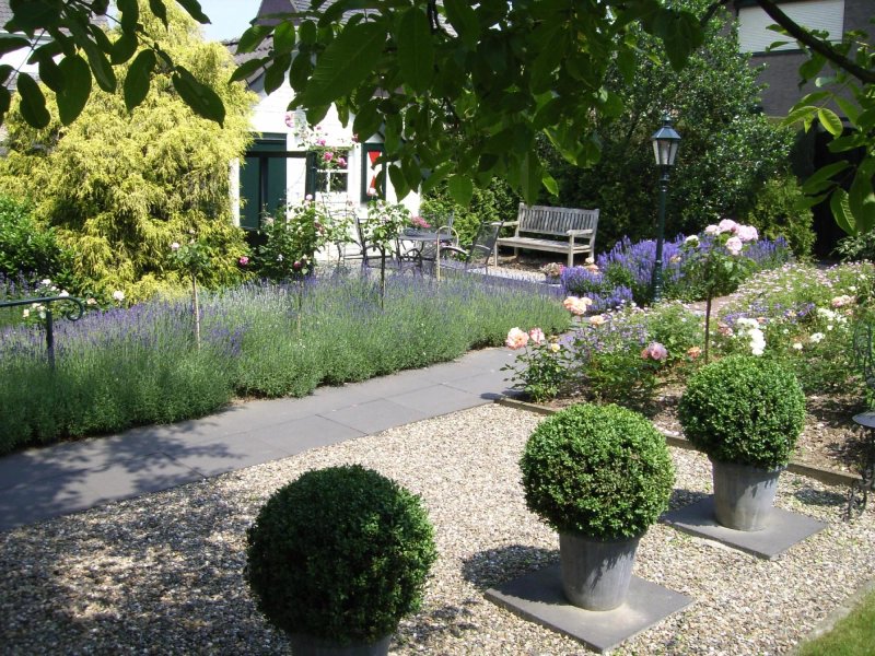 Walnut Lodge Bed & Breakfast