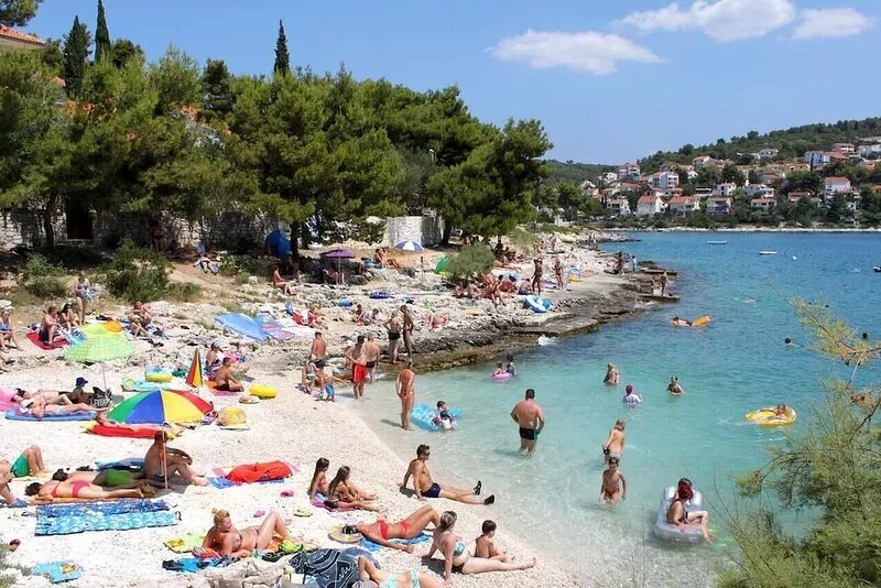 Two bedroom apartment near beach Rastići, Čiovo (A-4818-a)
