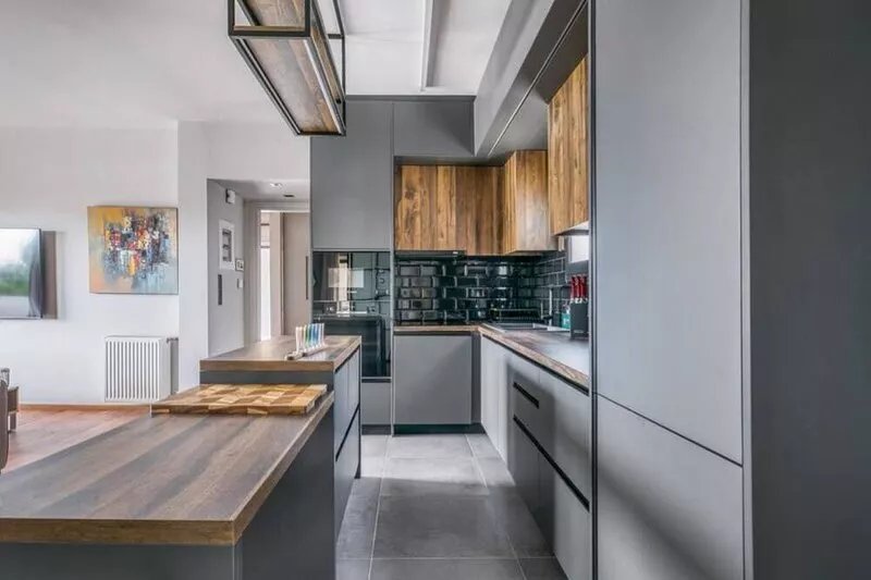 Newly renovated apartment in the heart of Glyfada