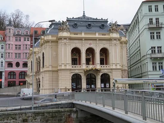 Karlovarske mEstske divadlo