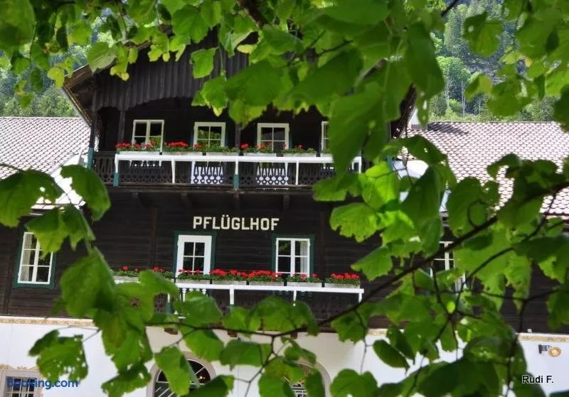 Ferienwohnungen Pfluglhof