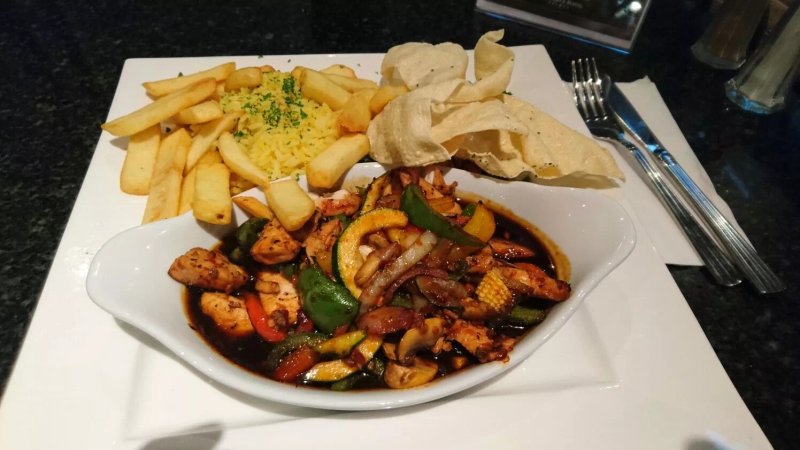 Frankie's Bar and Bistro