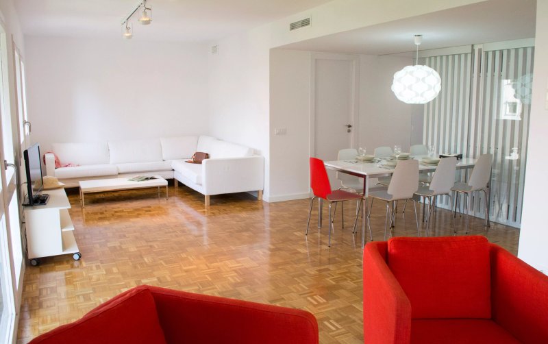 Happy People Maragall  Apartaments