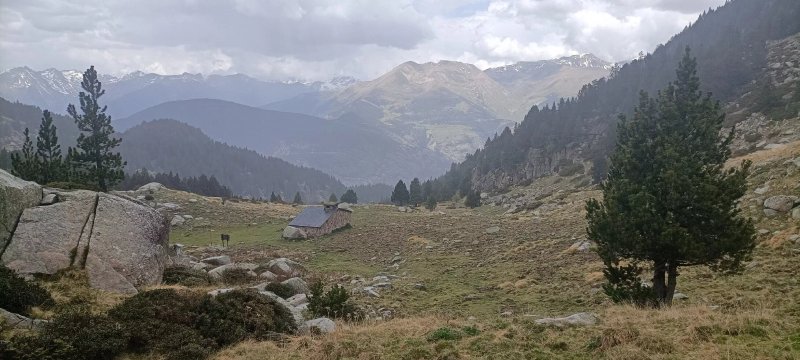 Les Pardines-Refugi de l'Illa Trail