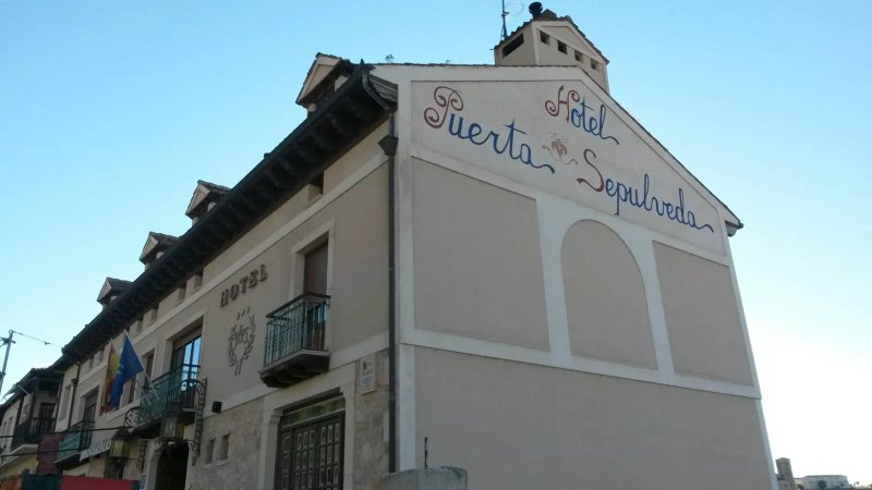 Hotel Puerta Sepulveda