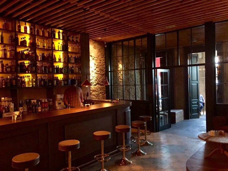 Le Tavernier