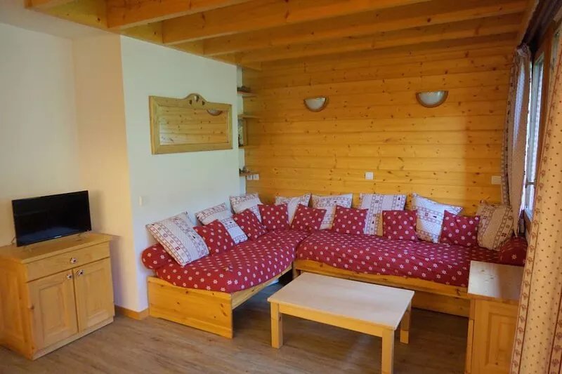 Beautiful duplex for 10 people at the foot of the slopes, south-facing balcony