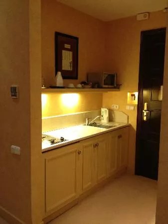The Kefalari Suites