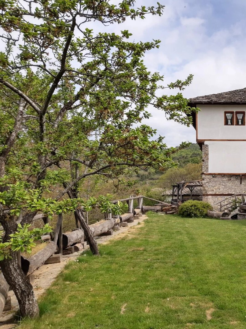 Family Hotel Byalata Kashta