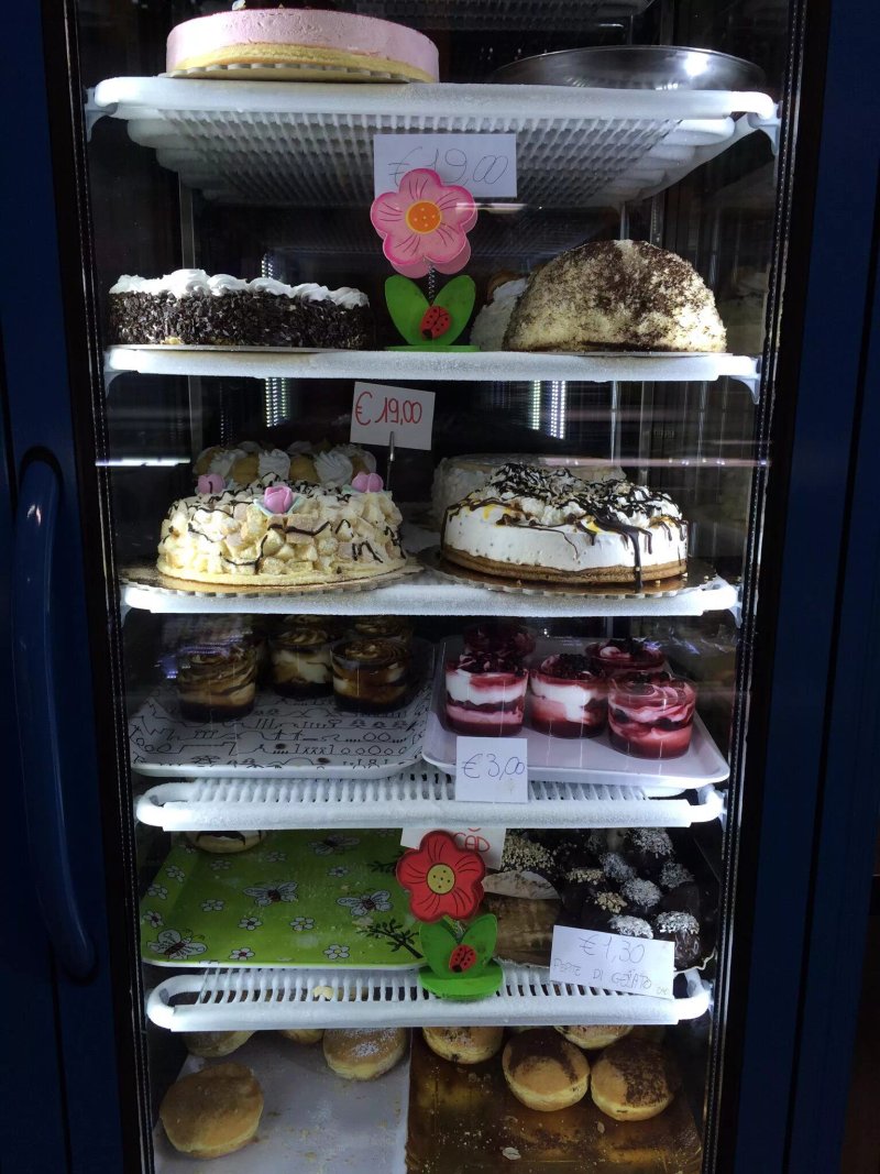 Gelateria Ice land Caffe