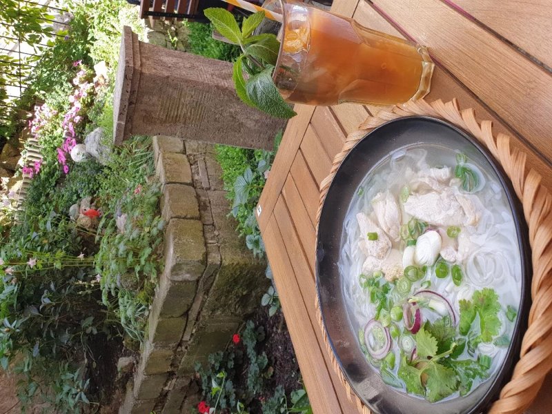 Sen Vietnamese Street Food