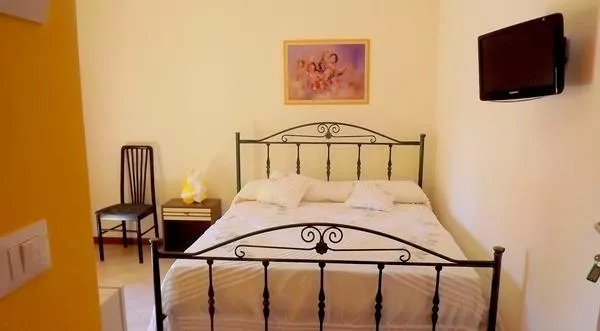 B&B Delfinia