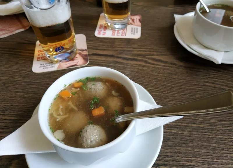 Zamecka restaurace Manetin