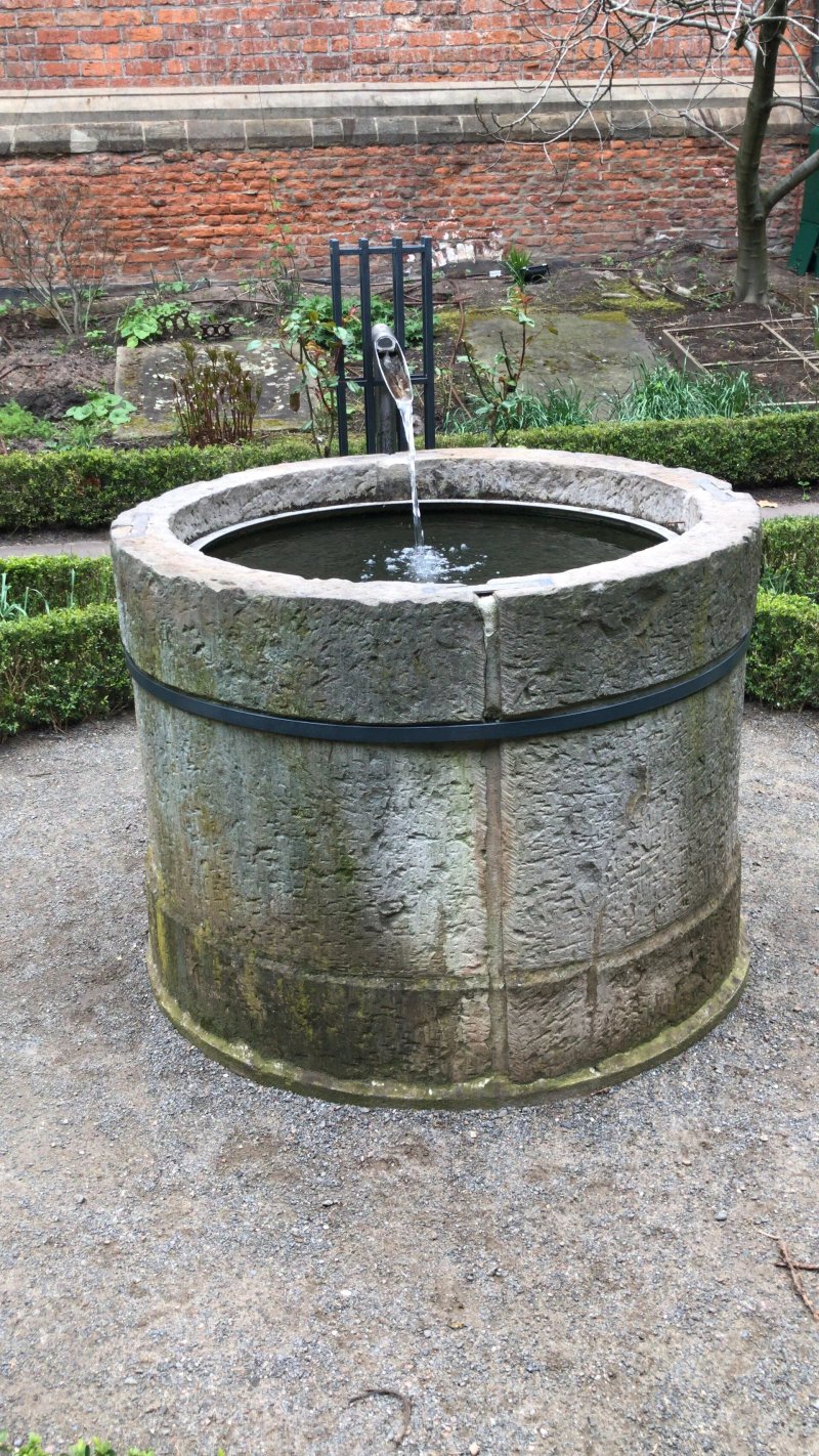 St.-jakobi-brunnen