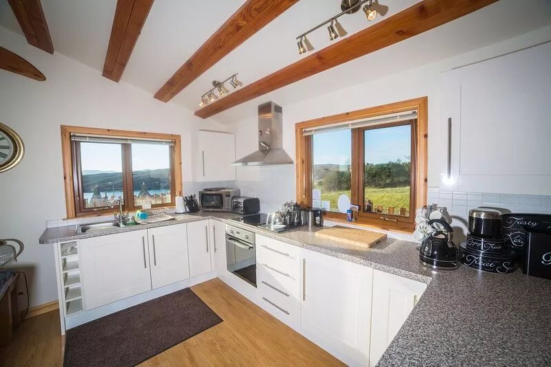 Self catering holiday chalet Erisort