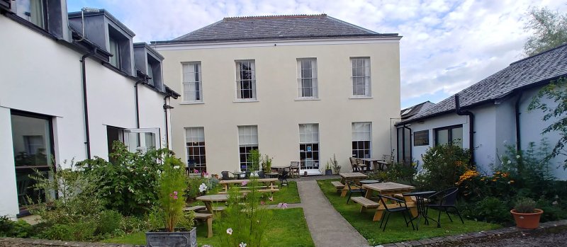 Fork 'n Feast Cafe
