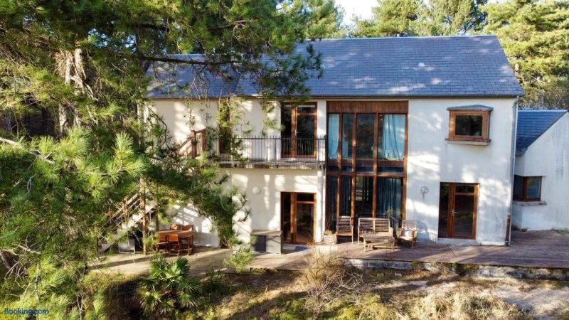 La Villa Dans Les Pins