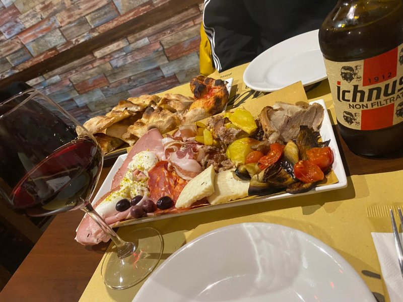 Bistro Pizzeria