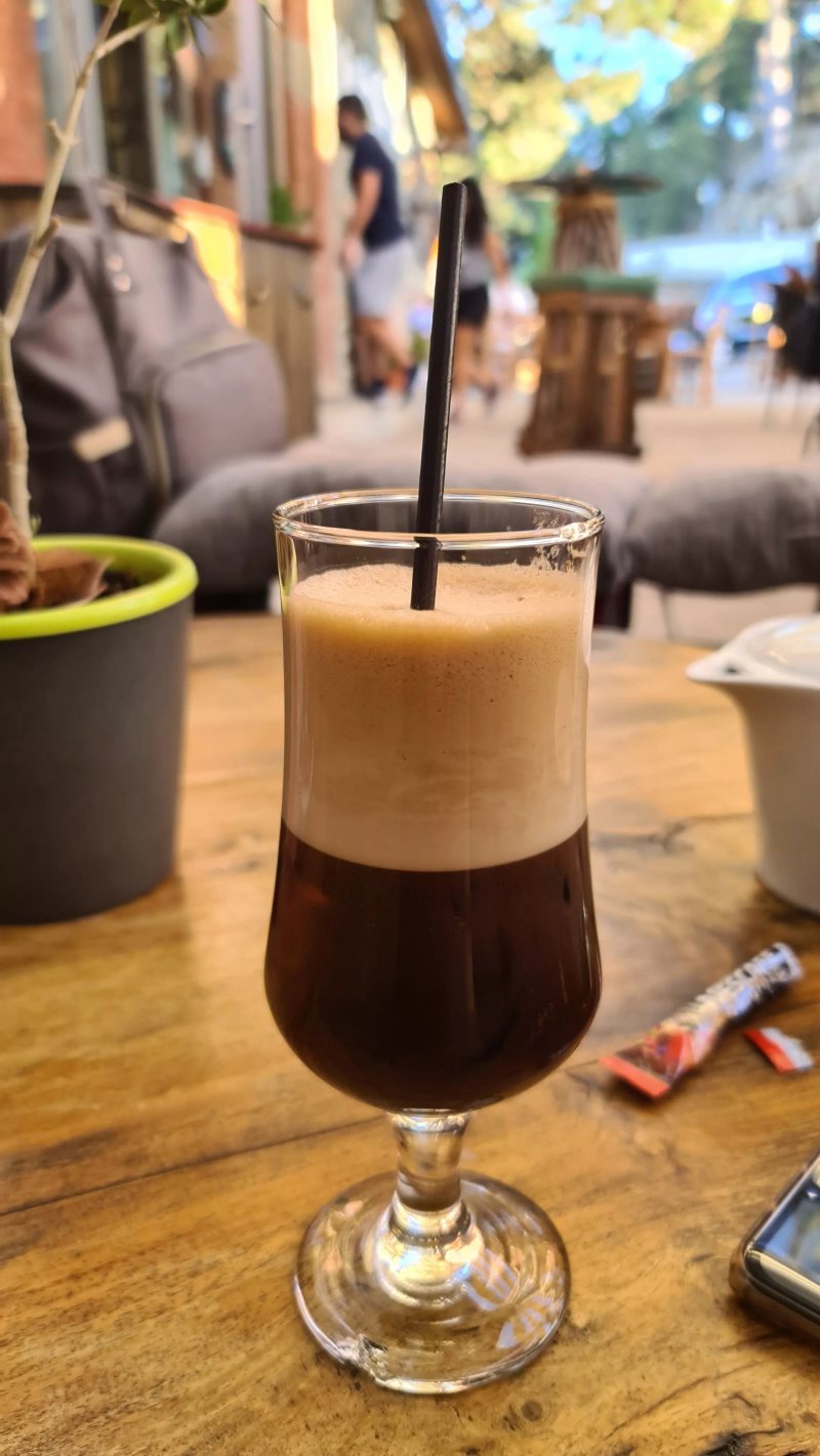 1725 Cafe-Bar