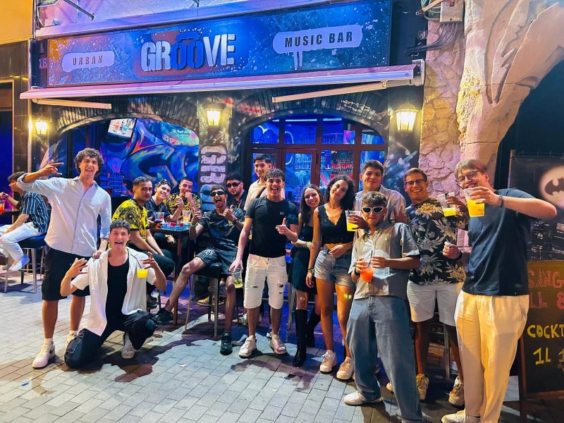 Groove Urban Music Bar